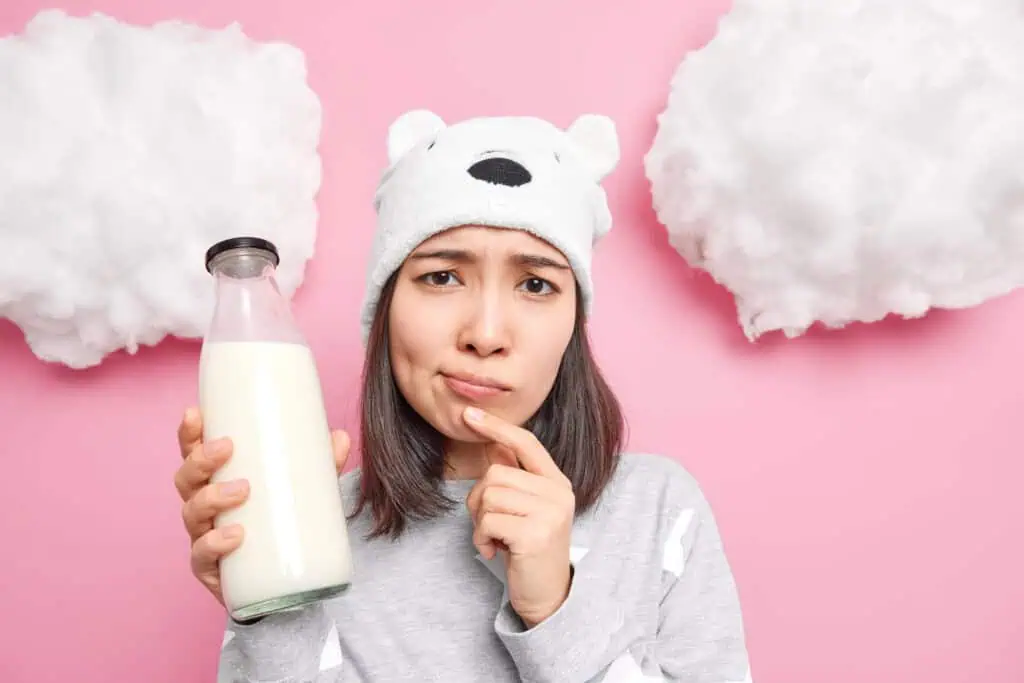 乳糖不耐與過敏者，建議選分離或水解乳清蛋白。 / 圖取自 Freepik