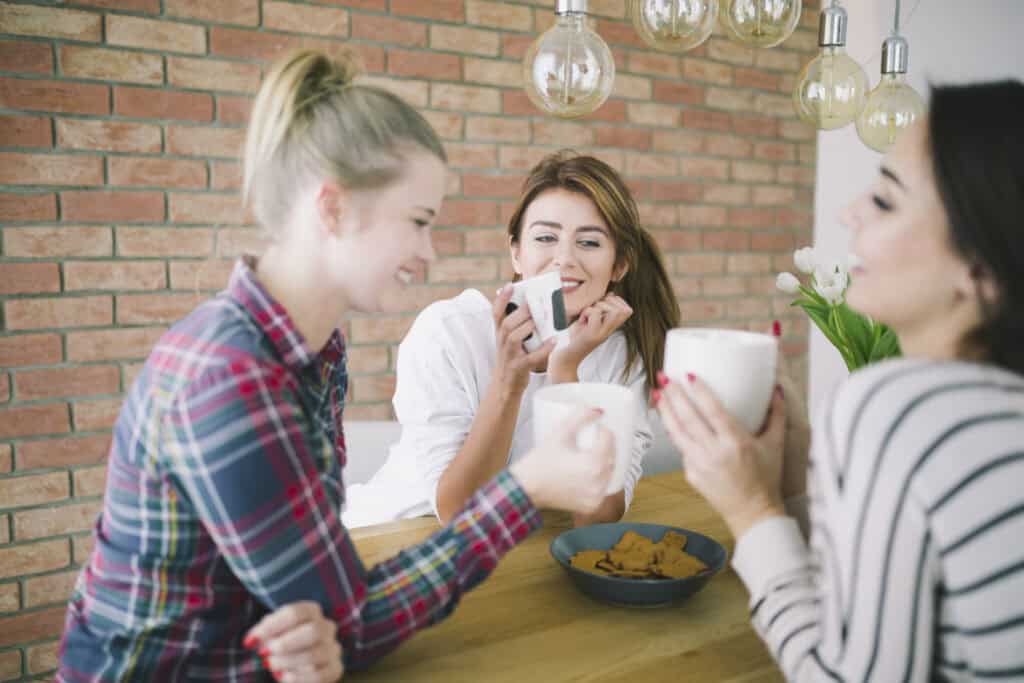 沒運動也能喝乳清蛋白,特別適合外食族、長輩與蛋奶素食者補足日常蛋白質 / 圖取自 Freepik