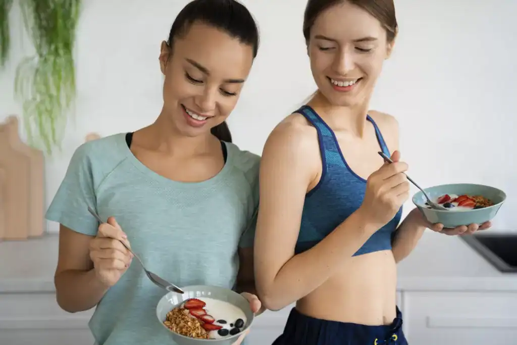 適合補充大豆分離蛋白的六大族群,涵蓋素食者、乳糖不耐與中高齡者